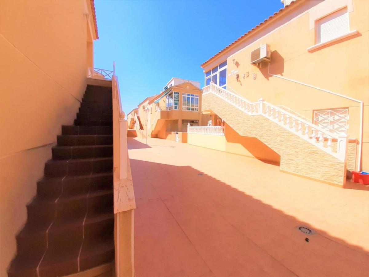 Casa Alegria Apartment With Pool Torrevieja Eksteriør billede