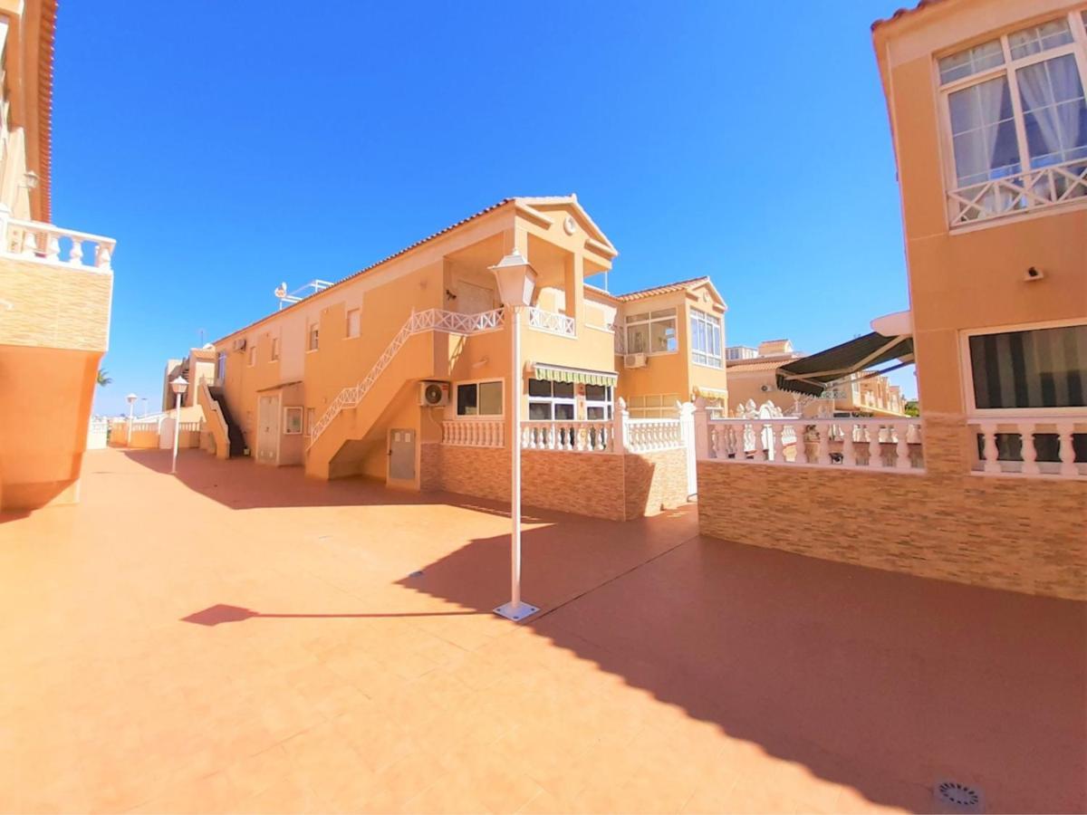 Casa Alegria Apartment With Pool Torrevieja Eksteriør billede