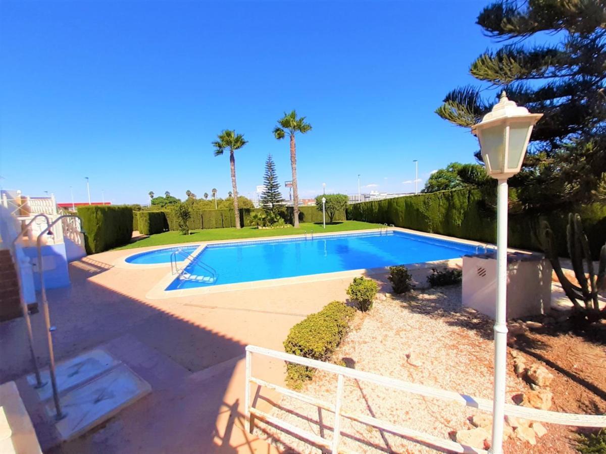 Casa Alegria Apartment With Pool Torrevieja Eksteriør billede